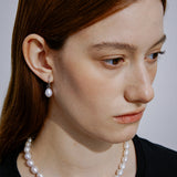Élan Baroque Pearl Necklace