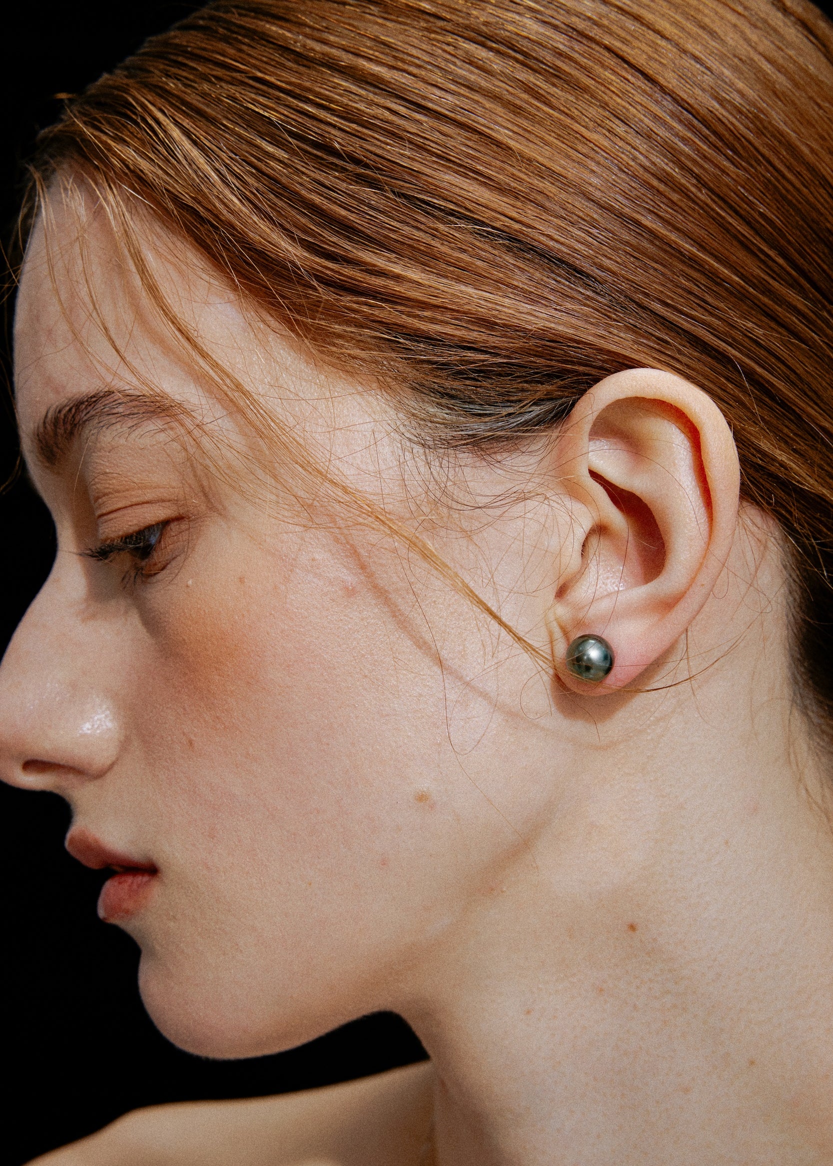 Peacock Green Tahitian Pearl Stud Earrings