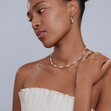 Argent Pearl Bar Necklace